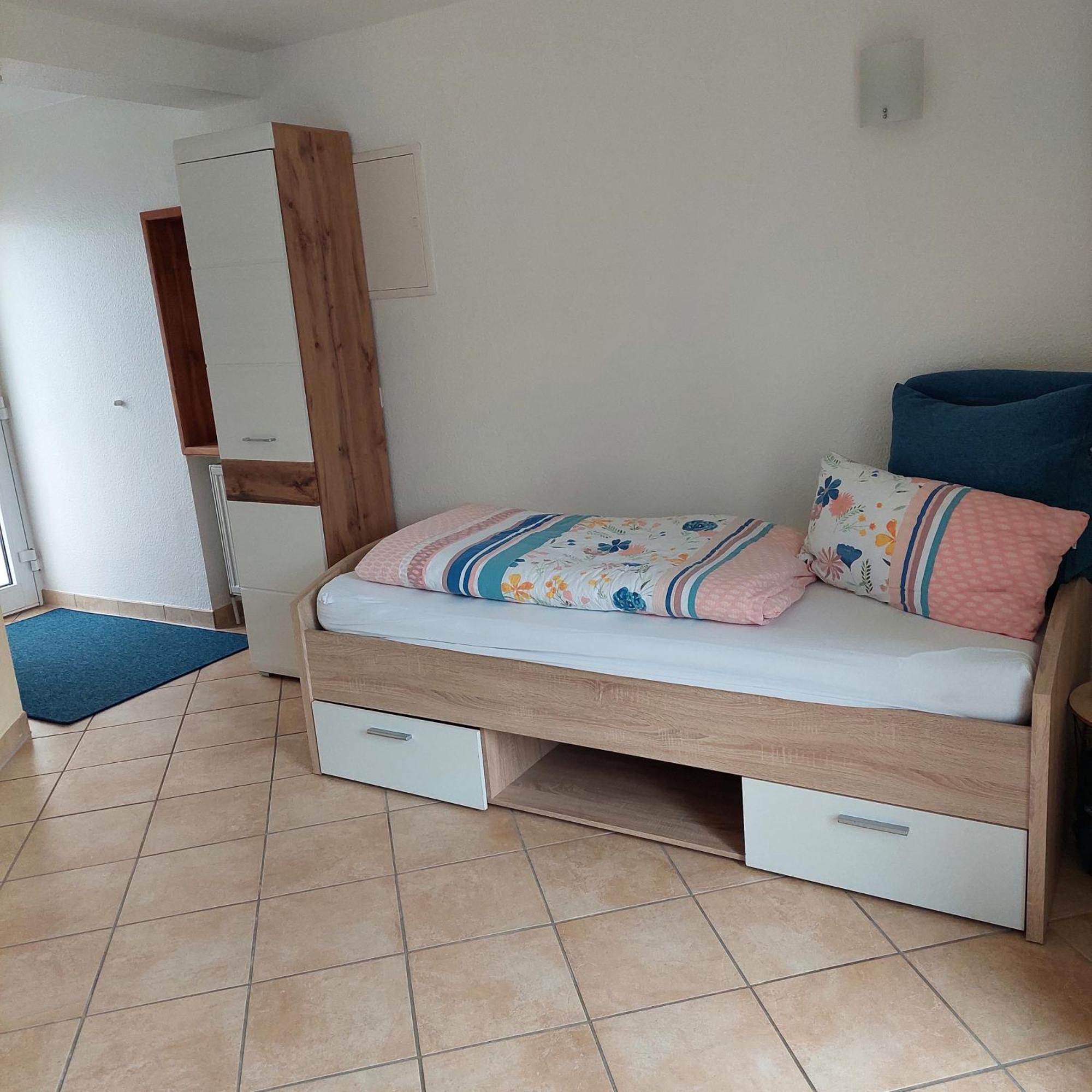 Ottilienhof Appartement Schwaigern Buitenkant foto